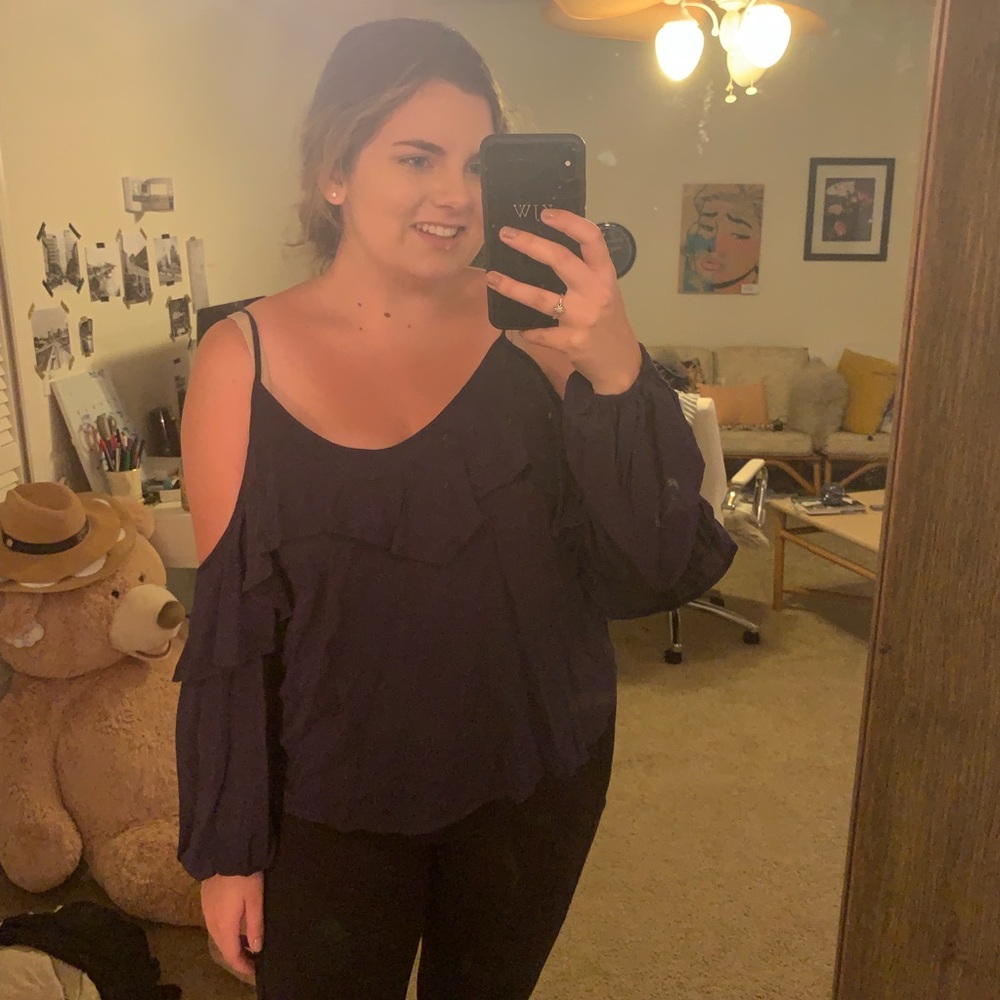 Abercrombie and Fitch off navy shoulder shirt